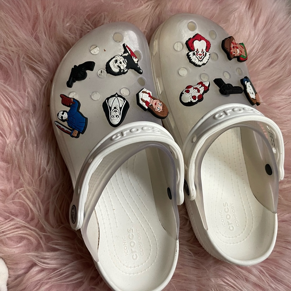 Spooky Crocs - Picture 2 of 3